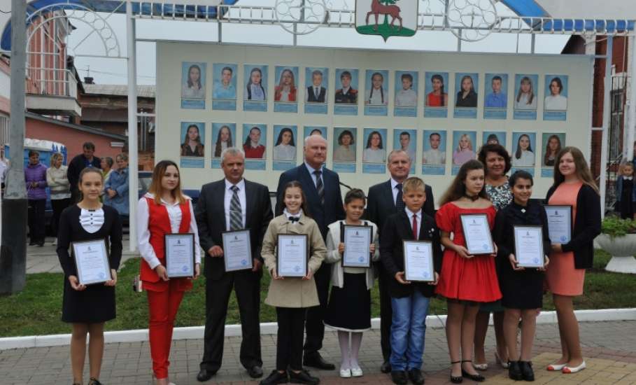 Доска почета «Юные дарования Ельца» пополнилась новыми именами