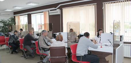 Более 2 тыс. услуг получили предприниматели за первый месяц работы елецкого МФЦ для бизнеса