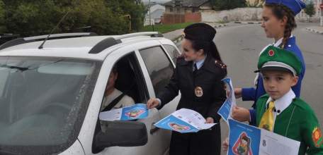 Патруль ЮИДовских чемпионов России контролировал использование липецкими водителями детских удерживающих устройств