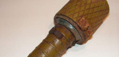 Полицейскими проводится проверка по факту обнаружения в Ельце гранаты времен Великой Отечественной войны