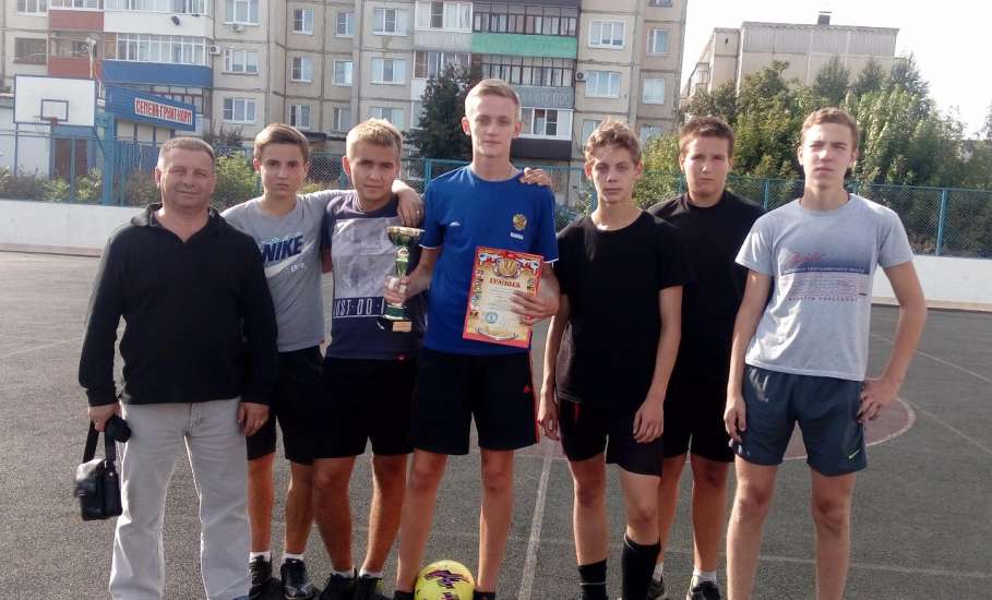 В Ельце стартовала круглогодичная дворовая спартакиада «Добрыня»