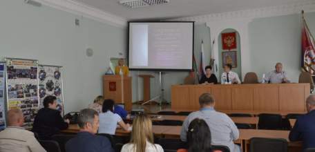 В Ельце на заседании комиссии по трудовым отношениям обсудили вакцинацию против гриппа