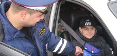 С 25 по 27 сентября автоинспекторы выявляют в Ельце нарушения правил перевозки детей