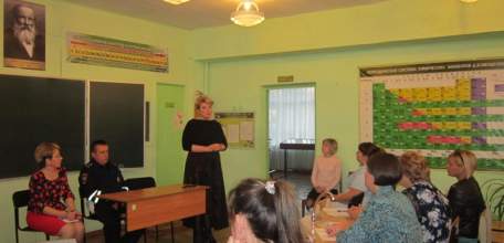 В общеобразовательных учреждениях Елецкого района проходят мероприятия по профилактике бешенства животных