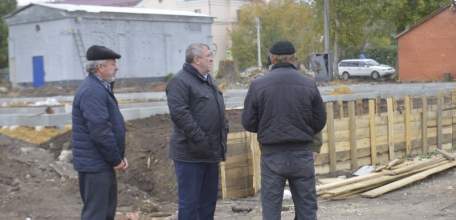 Виктор Щепетильников провёл выездную планерку на объектах реконструкции