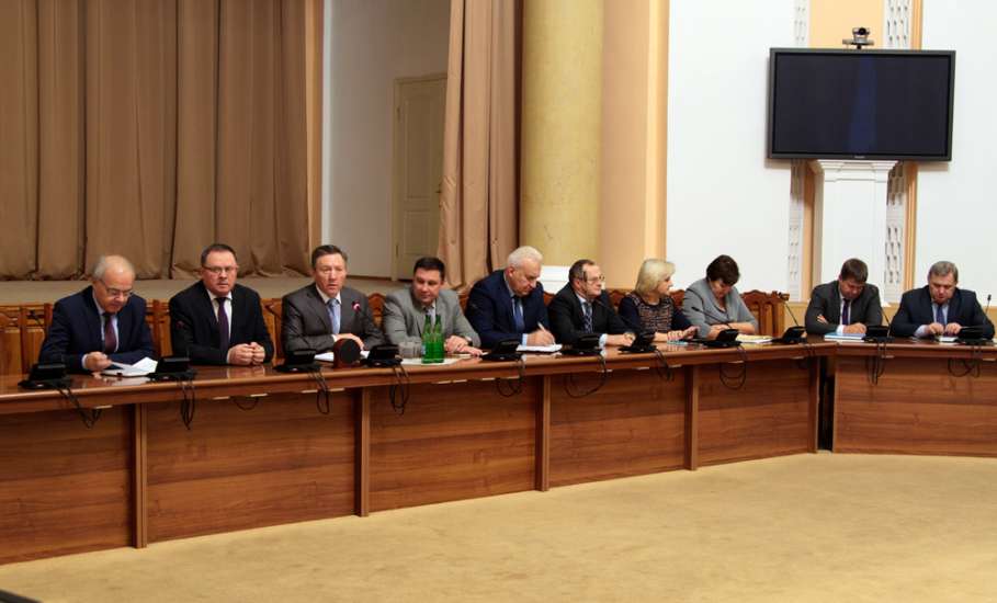 Олег Королев: «Вопросы качества строительства автомобильных дорог должны быть под особым контролем»