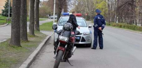 В ходе проведения профилактического мероприятия сотрудниками ГИБДД Елецкого района было выявлено 32 нарушения ПДД