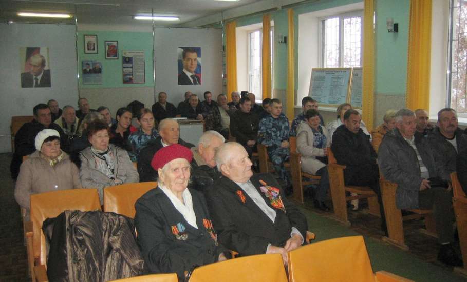 В Тюрьме №2 города Ельца состоялась встреча ветеранов УИС с молодыми сотрудниками