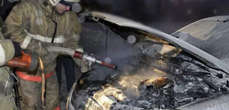Загорание автомобиля в Ельце