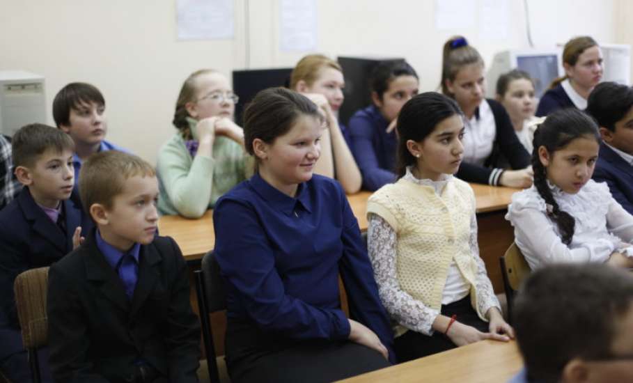 В День правовой помощи детям проведён ряд профилактических мероприятий в образовательных и воспитательных учреждениях Елецкого района - «Права детей в вопросах и ответах»