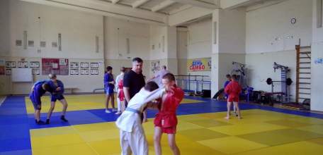 Спортшкола &laquo;Локомотив&raquo; объявляет дополнительный набор детей 9-10 лет для занятий самбо и дзюдо