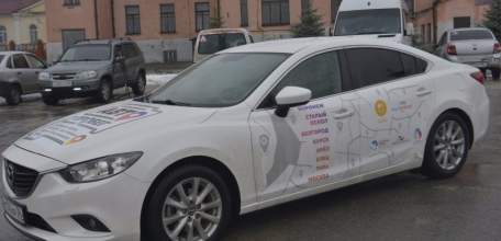 Всероссийский автопробег по городам-героям встречали в Ельце