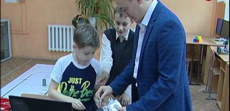 Не фантастика, а реальность: робототехника изучается в школах Ельца