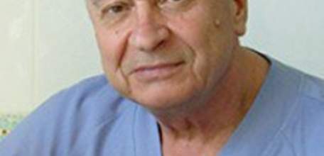 В Клинике доктора Шаталова ведёт приём врач-оториноларинголог Разумный В.П.