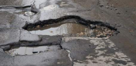 Жители с. Казаки обратились к прокурору Елецкого района с просьбой привести сельскую дорогу в надлежащее состояние