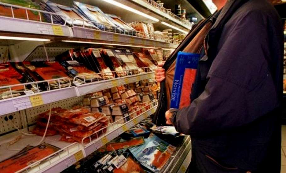 Сотрудниками полиции задержан ельчанин, совершивший хищение продуктов из супермаркета