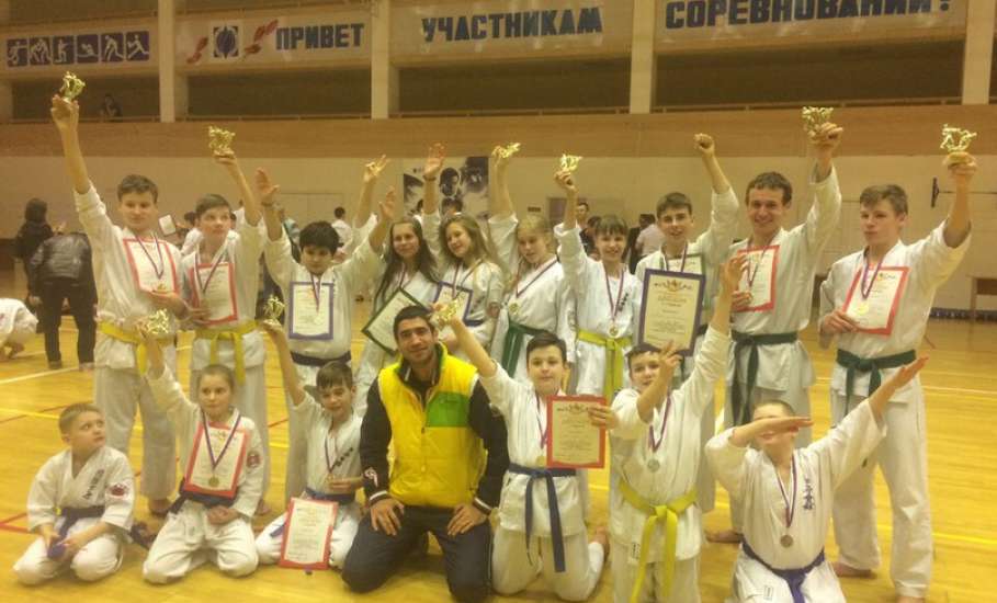 Елецкая команда «Ашихара-каратэ» привезла 19 медалей с Кубка Воронежской области