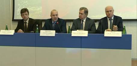 Руководители области, города и Ростехнадзора обсудили мероприятия по очистке русла реки Быстрая Сосна и строительство новых очистных сооружений