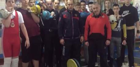 Елецкие тяжелоатлеты и гиревики присоединились к акции #МыОднаКоманда #ЗдоровыйрегионЕлец