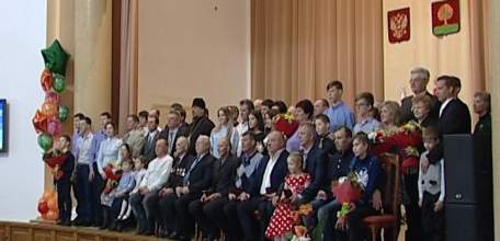 Двое ельчан вошли в число лучших отцов Липецкой области