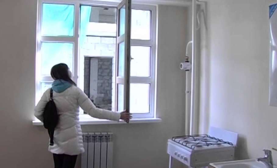 В Ельце дети-сироты получат 36 новых квартир