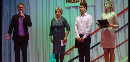 Елецкие «молодогвардейцы» подарили праздник подопечным дома-интерната для престарелых и инвалидов