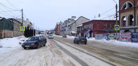 В Ельце на улице Орджоникидзе результате ДТП пострадала 12-летняя девочка-пешеход
