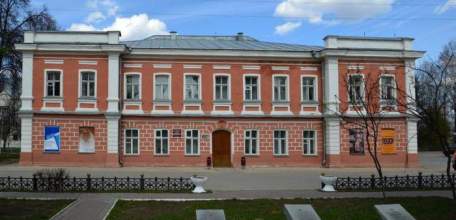 Елецкий драматический театр «Бенефис» откроется в апреле