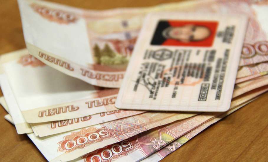 По подозрению в получении взятки задержаны трое сотрудников МРЭО УГИБДД УМВД России по Липецкой области