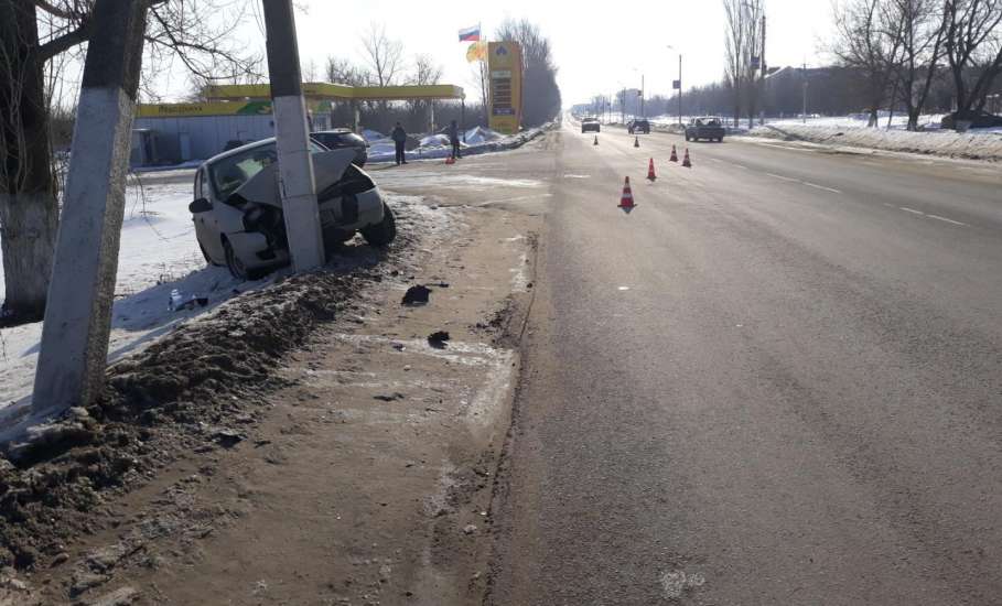 В Ельце в ДТП пострадал водитель «Калины»