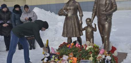 В Ельце состоялся митинг памяти