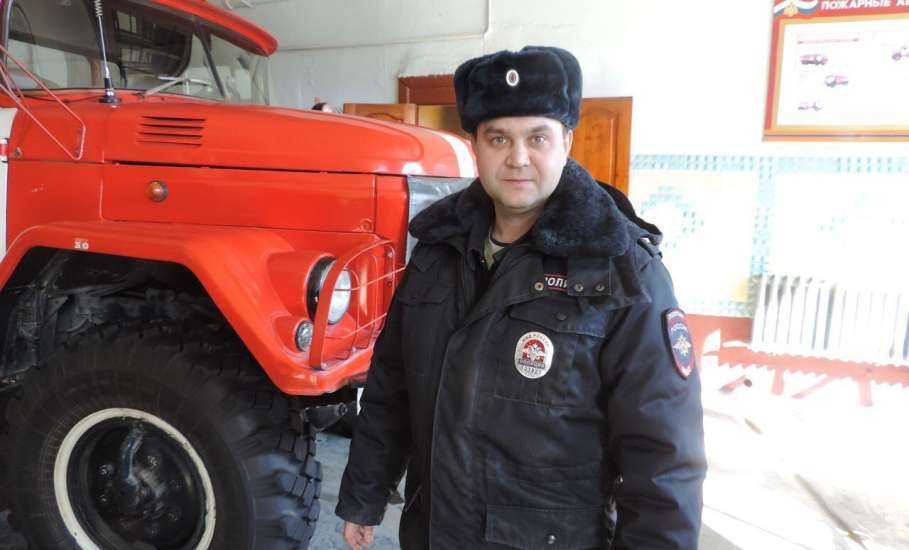 В рамках ОПМ «Семья» елецкие школьники посетили пожарно-спасательную часть