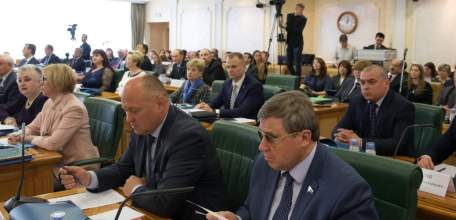 Ректор ЕГУ им. И.А. Бунина Евгения Герасимова выступила в Совете Федерации на парламентских слушаниях «О состоянии и перспективах развития сельской школы в Российской Федерации»