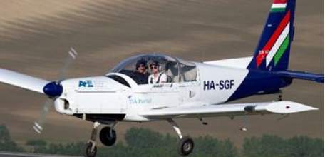 В Липецкой области в результате крушения легкомоторного самолёта пострадало 2 человека