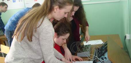 В ЕГУ им. И.А. Бунина прошла олимпиада для старшеклассников по основам электротехники и электроники