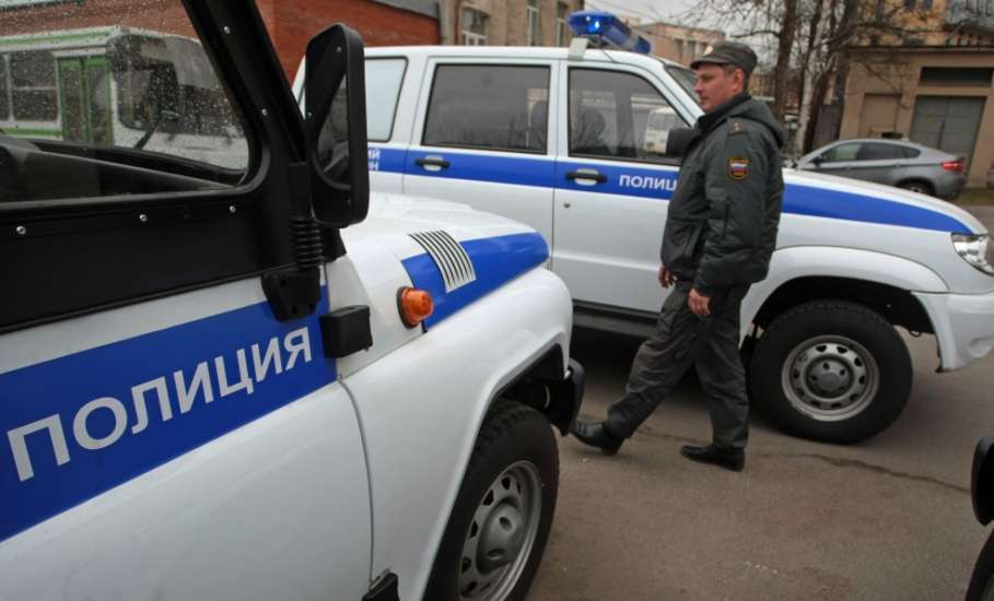 Сотрудники полиции Елецкого района раскрыли кражу имущества из автомобиля