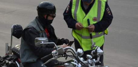 С 12 по 15 апреля, в ходе профилактического мероприятия, сотрудниками ОГИБДД Елецкого района было выявлено 57 нарушений ПДД РФ