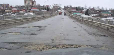 Прокуратура г. Ельца потребовала привести в надлежащее эксплуатационное состояние улично-дорожную сеть г. Ельца