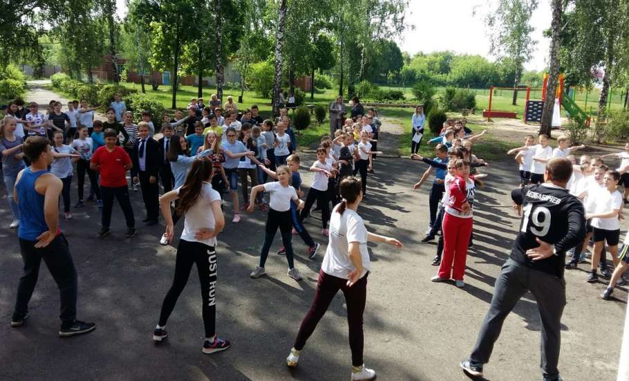 В школе №23 состоялось официальное открытие областной акции «Заряжайся»