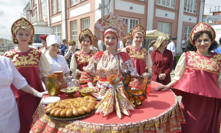 «Елецкая коса» и «Праздник Пивовара» на фестивале «Русская закваска»