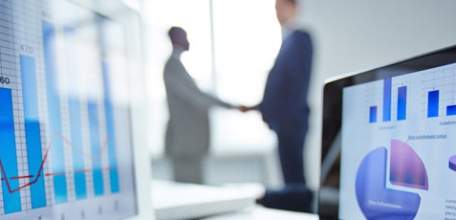 ВЦИОМ: Неопределённость экономической ситуации, низкий внутренний спрос и высокие налоги - наиболее важные препятствия для экономического роста