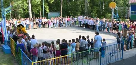 В загородном лагере «Белая березка» состоялось открытие первой летней смены