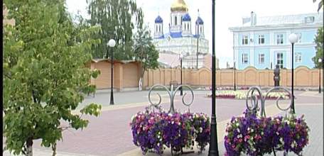 В Ельце в сквере имени М.М. Пришвина произошёл очередной случай вандализма