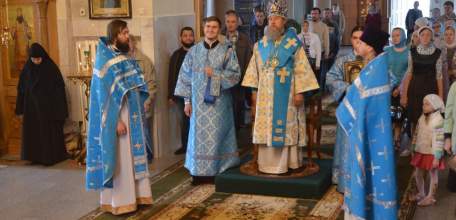 Елецкий Знаменский монастырь отметил престольный праздник