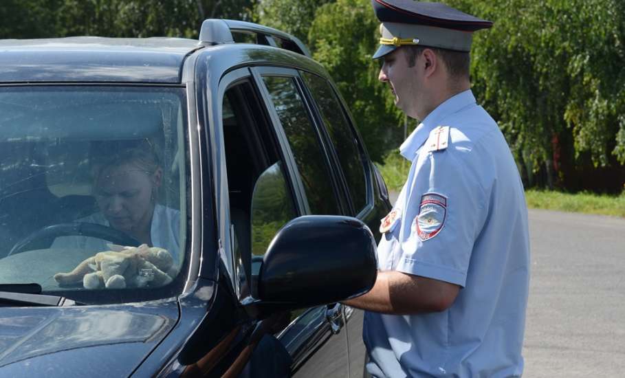 9-12 июня сотрудники ОГИБДД Елецкого района проводили мероприятия, направленные на предупреждение ДТП с участием нетрезвых водителей