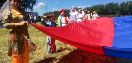 В День России в Елецком районе прошёл областной фестиваль " В семье единой"