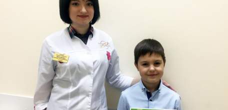 В Клинике доктора Шаталова ведёт приём опытный логопед