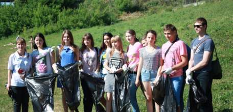В Ельце в рамках Всероссийской акции «Вода России» убран участок берега реки