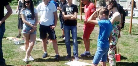 В п. Солидарность Елецкого района прошел фестиваль - конкурс воздушных змеев «Небо памяти»