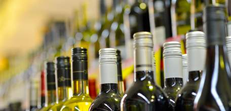 В Ельце проверили 20 магазинов, торгующих алкоголем